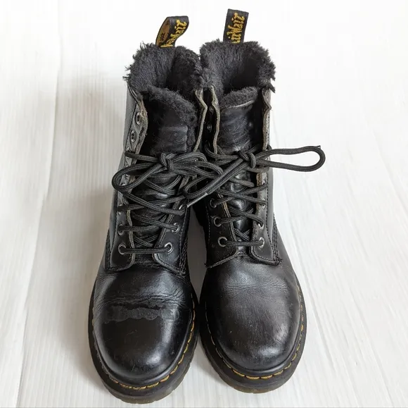 DOC MARTENS 1460 Serena fur lined lace up black leather combat boots