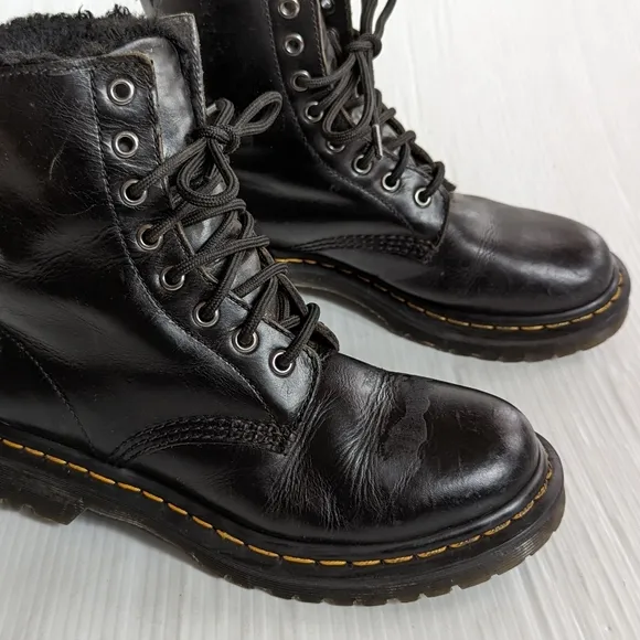 DOC MARTENS 1460 Serena fur lined lace up black leather combat boots