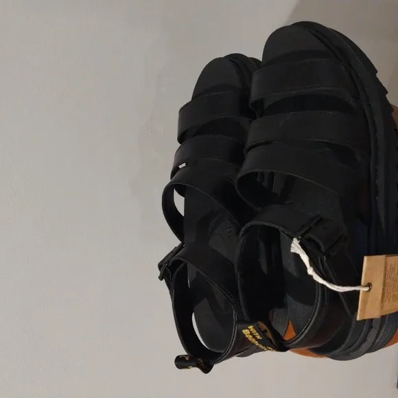 Doc Martens Leather Sandals Size Women 10 Men 8- Blaire Gladiator NWT in box