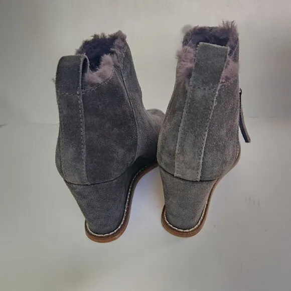 Dolce Vita Gili Suede Faux Fur Lined Ankle Boots in Anthracite Gray Size 8M