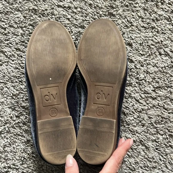Dolce Vita Navy Blue Velvet Loafers Flats Size 6.5