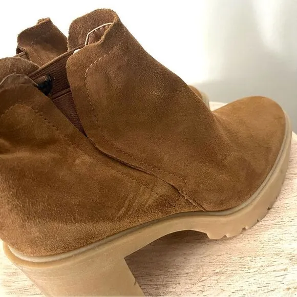 Dolce Vita Waterproof Heeled Boots in Dark Tan with Tan Soles Size 9 NWOB