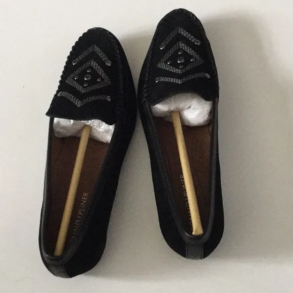 Donald J Pliner black flats