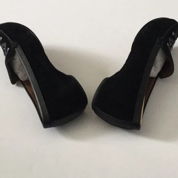 Donald J Pliner black flats