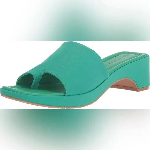 Donald Pliner 8 1/2 Rainey Green Stretchy Slides Slip On Effortless Toe Ring NWT