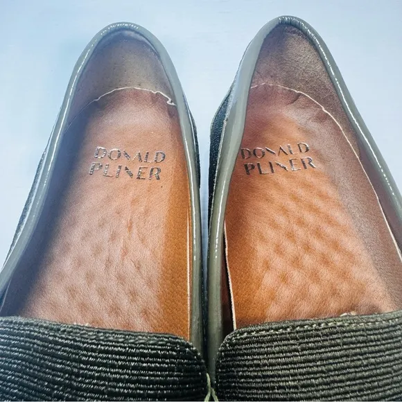 Donald Pliner Clio Olive Green Loafers Size 8 1/2