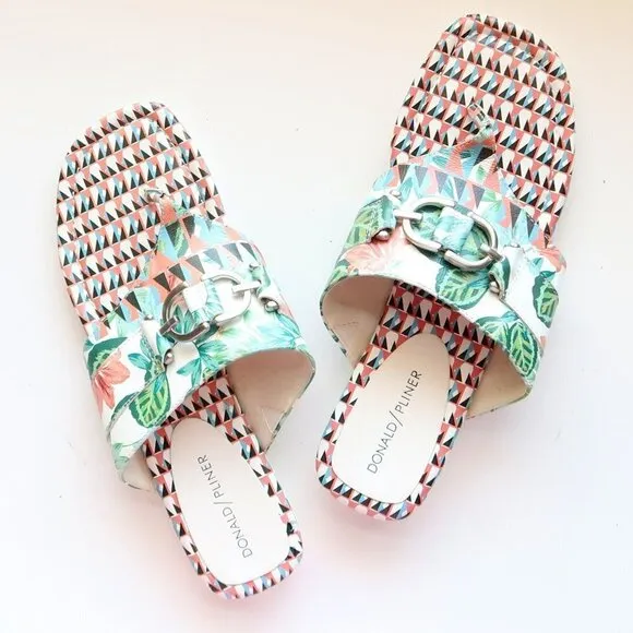 Donald Pliner Floral &amp; Geometric Print Leather Slides Flip Flops Summer Shoes