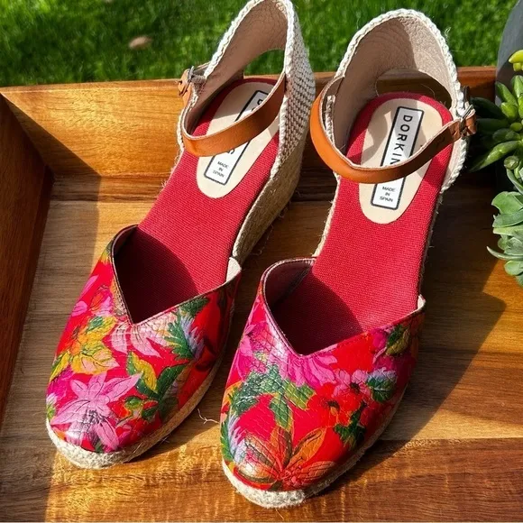 Dorking by Fluchos Red Leather Floral Ankle Strap Espadrilles | Size 39 | 9 NWOT