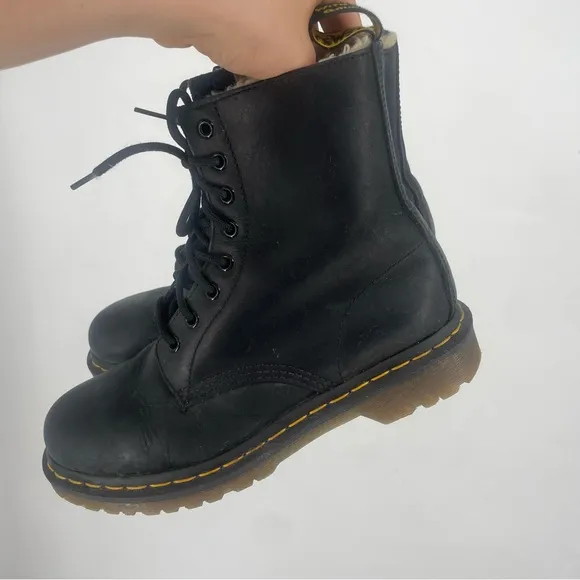 Dr. Doc Martens Serena Lined Womens Size 9 Soft Leather Combat Boots Black