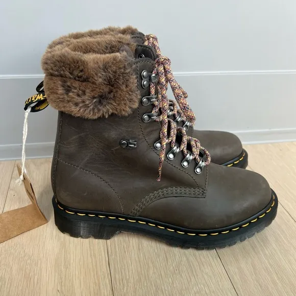 Dr Martens 1460 Serra Collar Faux Fur Lined Lace Up Boots