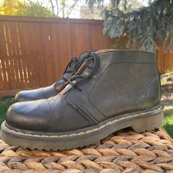 Dr Martens #1B61 Black Leather Lace up Chukka Boots.  Men’s size 10 Women’s 11