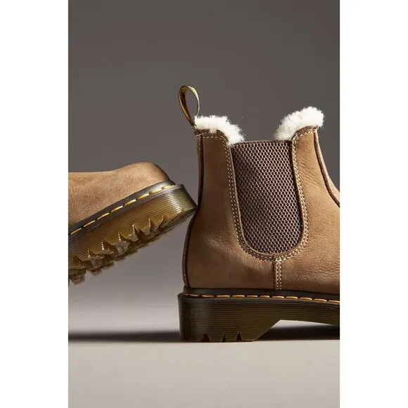Dr. Martens 2976 Leonor Faux-Fur Lined Chelsea Boots 41/10