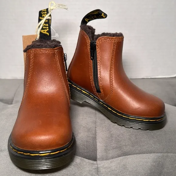 Dr. Martens 2976 Leonore Brown Chelsea Boots Little Kid/Toddler Size 7
