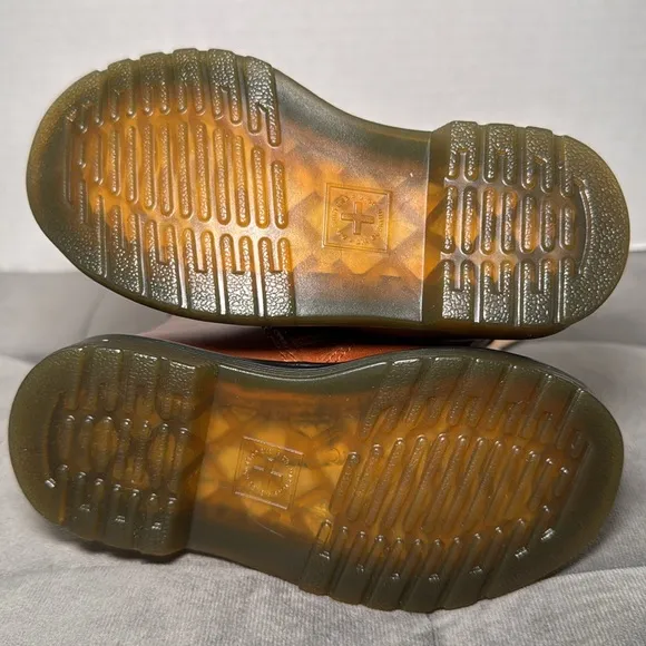 Dr. Martens 2976 Leonore Brown Chelsea Boots Little Kid/Toddler Size 7