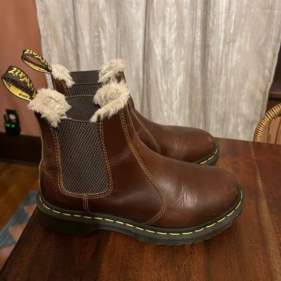 Dr. Martens 2976 Leonore Faux Fur Lined Chelsea Boots Butterscotch Orleans Brown