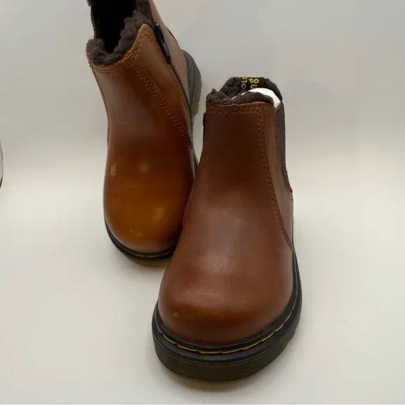 Dr. Martens 2976 Leonore fur-lined brown leather boots, 7 toddler
