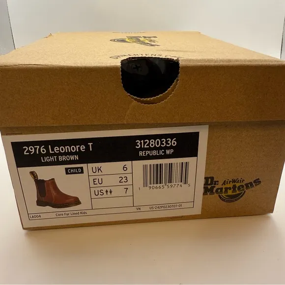 Dr. Martens 2976 Leonore fur-lined brown leather boots, 7 toddler