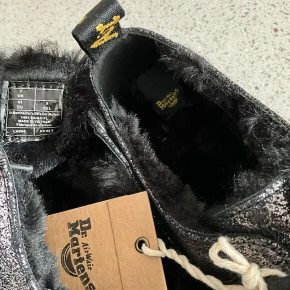 Dr. Martens Boots 9M Black Lined Crackled Metallic Leather 1461 Quad Platform