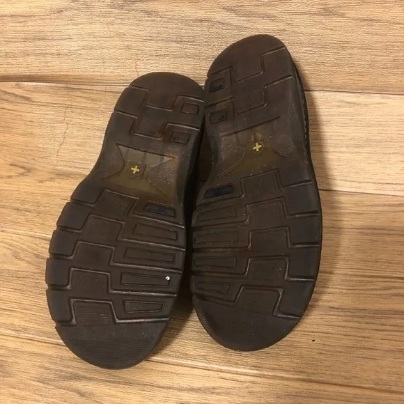 Dr Martens' men brown leather loafers, size 9