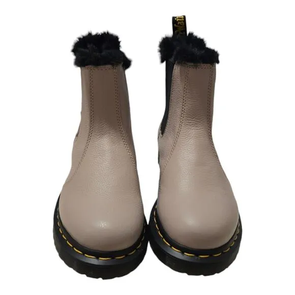 Dr Martens Pale Grey Super Soft Leather Black Fur Lined Chelsea Boots Size 7 New