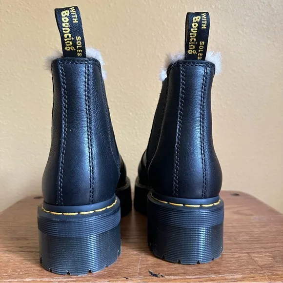 Dr. Martens Platform Chelsea Boots Fur-Lined