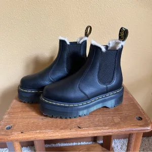 Dr. Martens Platform Chelsea Boots Fur-Lined