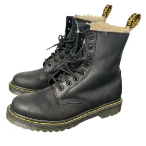 Dr. Martens Women's  Serena Faux Fur Lined Lace Up boots