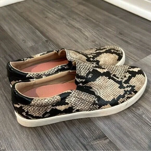 DR. SCHOLL'S Comfort Madison Animal Print Slip On Flats Sneakers Size 8