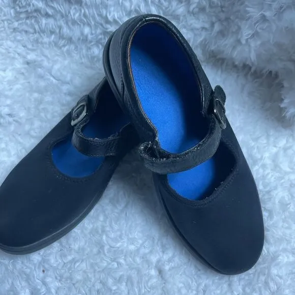 Dr comfort Merry Jane leather &amp; stretchy fabric Mary Jane Flats SZ10W