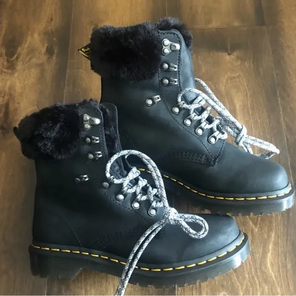 Dr.Martens 1460 SERENA COLLAR FAUX FUR LINED ANKLE BOOTS