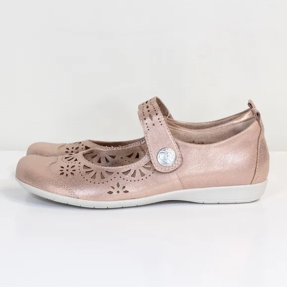 Earth Womens' Metallic Nude Shimmer Alder Adel Mary Jane Comfort Flats NWT