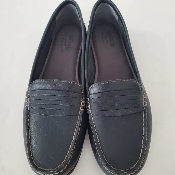 EASTLAND 9M Black Leather Annette Loafer Flat Slip On Comfort Sole Office Preppy