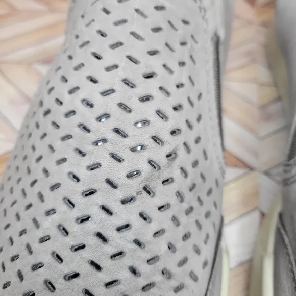 ECCO Collin 2.0 Perforated Nubuck Slip-on Loafer Sneakers Warm Grey Men's 12/46