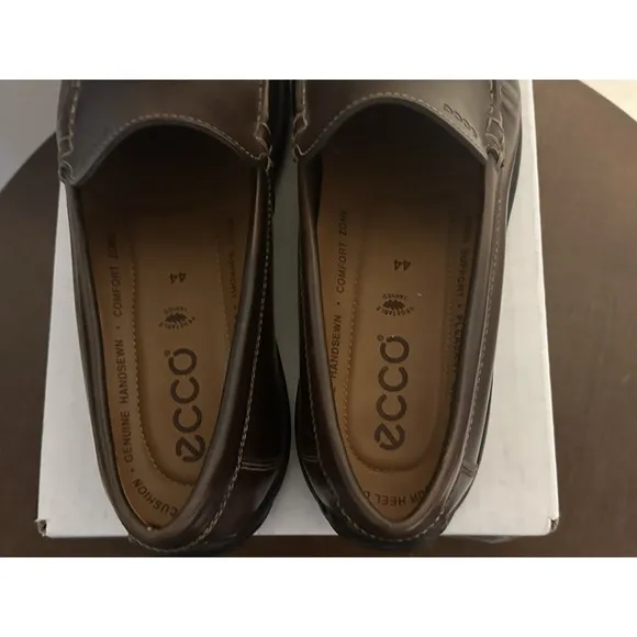 ECCO Shoes Mens 44 Classic Moc 2.0 Driving Loafers Brown Leather Slip On Casual