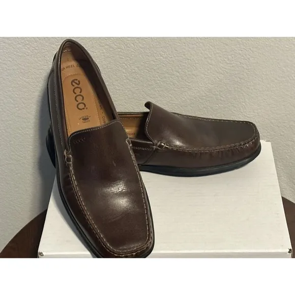 ECCO Shoes Mens 44 Classic Moc 2.0 Driving Loafers Brown Leather Slip On Casual
