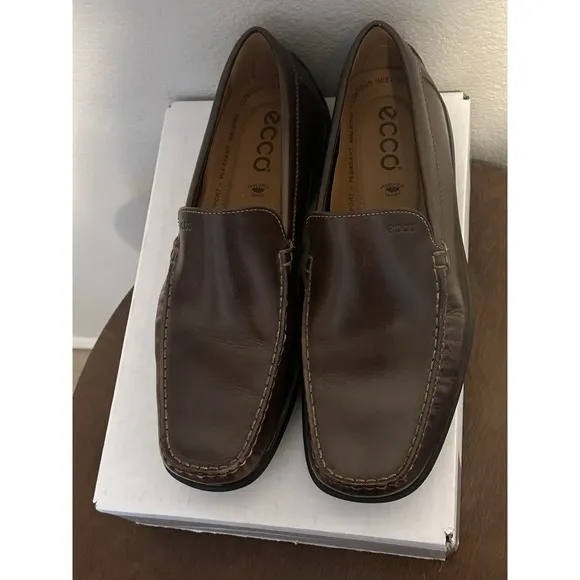 ECCO Shoes Mens 44 Classic Moc 2.0 Driving Loafers Brown Leather Slip On Casual