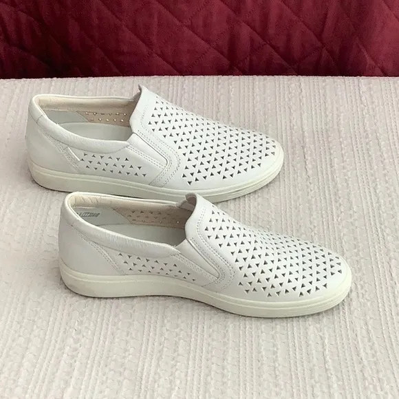 Ecco White Leather Breathable Slip-Ons Sz 39