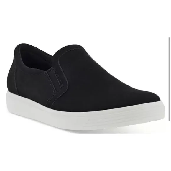 Ecco Soft Classic Sneaker
