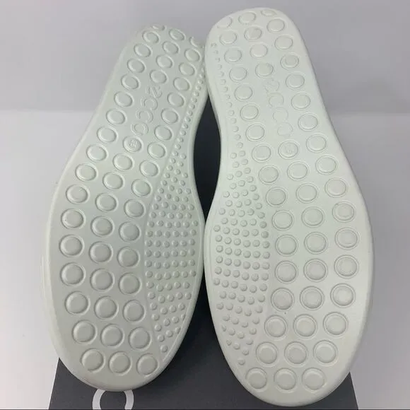 Ecco Soft Classic Sneaker
