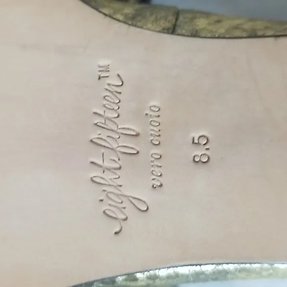 Eight Fifteen Patti Gold Leather Loafers
