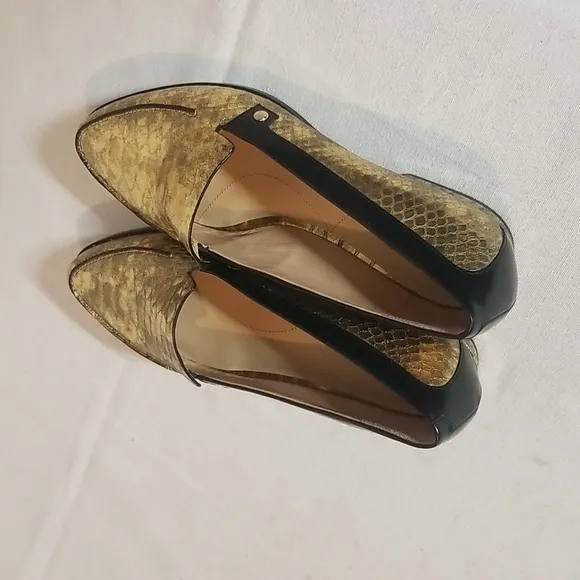 Eight Fifteen Patti Gold Leather Loafers