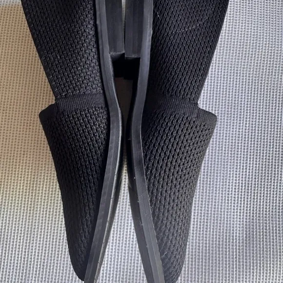 Eileen Fisher Black Flats Slip-On Loafers
