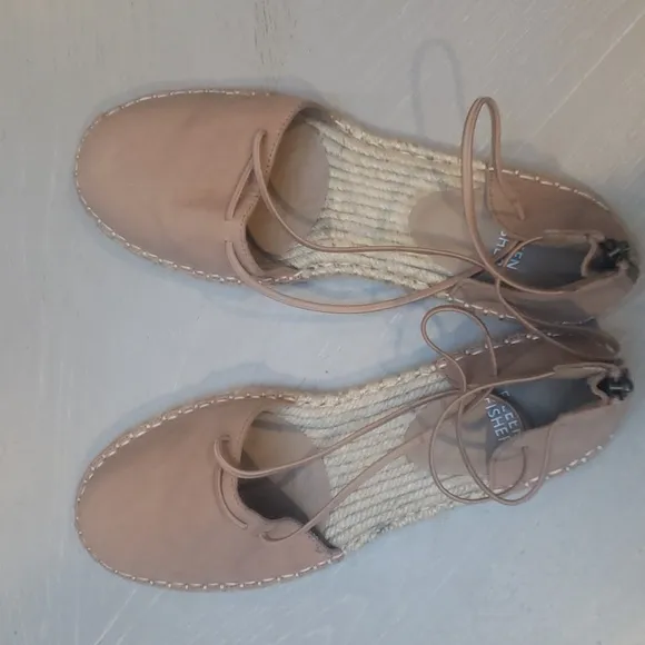 Eileen Fisher Lace-Up Espadrille Sandal,flats, brand new, size 9, tan