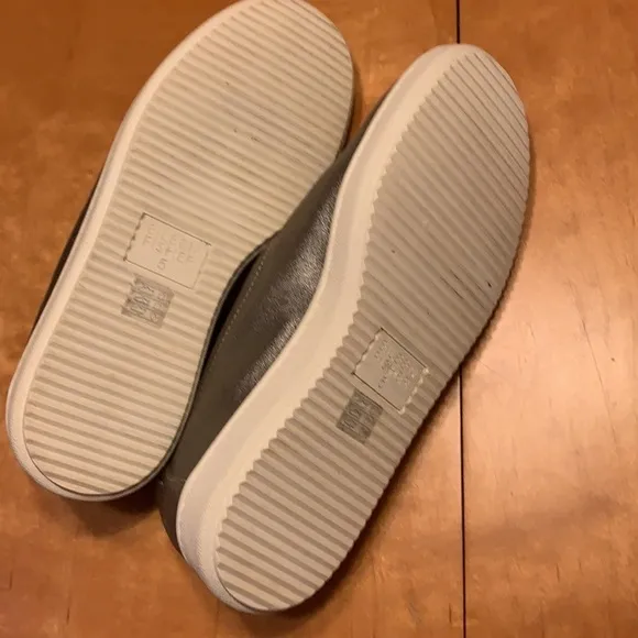 Eileen Fisher Sydney Slip-On Leather Sneakers 5