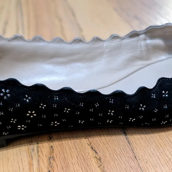 Elegant Black Floral Women's Flats