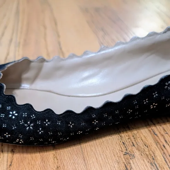 Elegant Black Floral Women's Flats