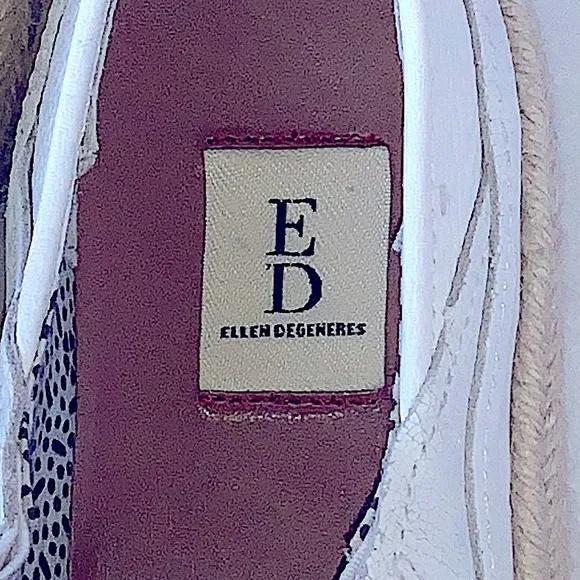 ELLEN DEGENERES  ESPADRILLES WHITE CRACKED LEATHER SIZE 7 M NEW