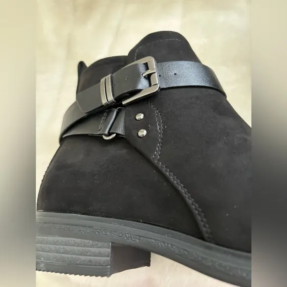 Elsa Fur Lined Ankle Boots-Size 7