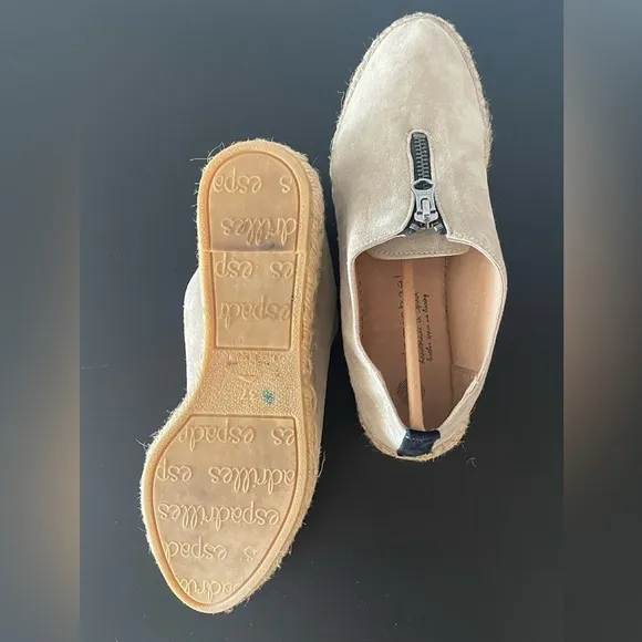 Eric Michael Serena Suede Zipper Espadrilles Beige Size 37 worn a few times