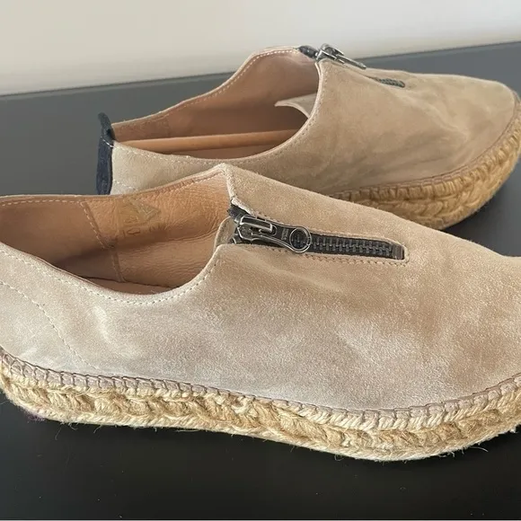 Eric Michael Serena Suede Zipper Espadrilles Beige Size 37 worn a few times